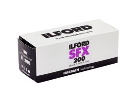 Ilford SFX 200 120 fekete-fehér negatív film