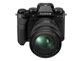 Fujifilm X-T5 + XF 16-80mm f/4 R OIS WR fekete