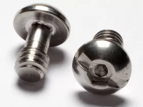 Uniqball 1/4 csavar