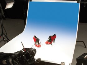 Colorama Colorgrad pvc háttér 110x170cm white/blue