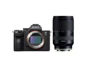   Sony Alpha 7III + Tamron 28-200mm f/2.8-5.6 DI III RXD Kit + Ajándékok
