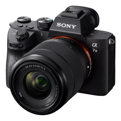 Sony Alpha 7 III + 28-70mm f/3.5-5.6 OSS II Kit