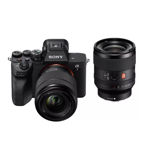 Sony Alpha 7 IV + FE 28-70mm f/3.5-5.6 OSS II + Sony SEL 35mm f/1.4 GM Kit