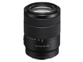 Sony SEL 18-135mm F:3.5-5.6 objektív (SEL18135.SYX)