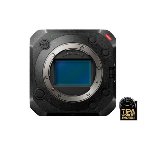 Panasonic Lumix DC-BS1HE, full-frame mozi- és élő box kamera (elsődleges Netflix kamerának is elfogadva, TIPA 2022 győztes: legjobb professzionális videó kamera)