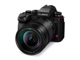 Panasonic Lumix S1 IIE + S 24-105mm f/4 Macro Kit