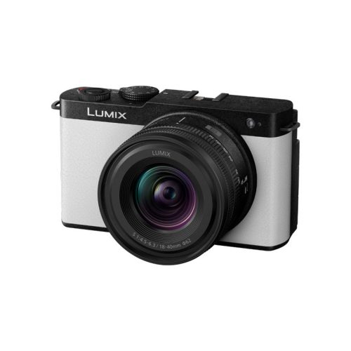 Panasonic Lumix S9 + S 18-40 mm f/4.5–6.3 kit, Smokey White