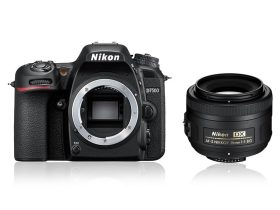 Nikon D7500 (3 év ) + AF-S DX Nikkor 35mm