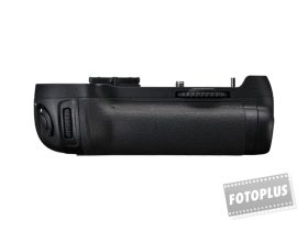 Nikon MB-D12 elemtartó markolat