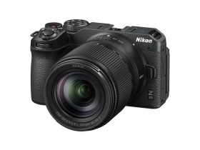 Nikon Z30 + 18-140 DX kit