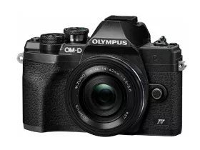 Olympus OM-D E-M10IV 1442EZ KIT fekete/fekete