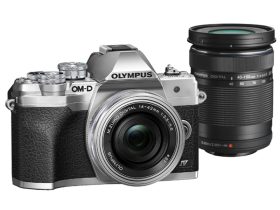 Olympus E-M10IV 1442 Pancake DZ Kit ezüst/ezüst/fekete