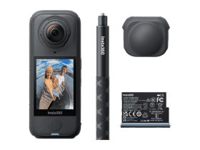 Insta360 X4 Air Starter Bundle