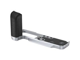   SmallRig 4555 L-Shape Grip, markolat a Fujifilm X100VI/X100V-hoz (ezüst)
