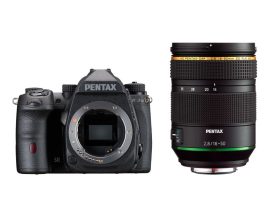   Pentax K-3 Mark III Monochrome + HD 16-50mm f/2,8 + AC Adapter