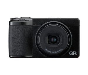 Ricoh GR IV HDF kompakt fényépezőgép