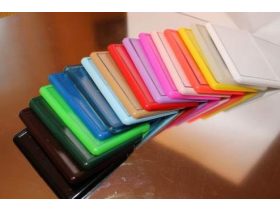 Hűtőmágnes képkeret 6x4,5cm színes