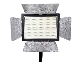 Yongnuo YN-900 PRO LED Video Light LED panel (5500k)