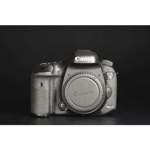 Canon EOS 7D Mark II (Használt Termék)