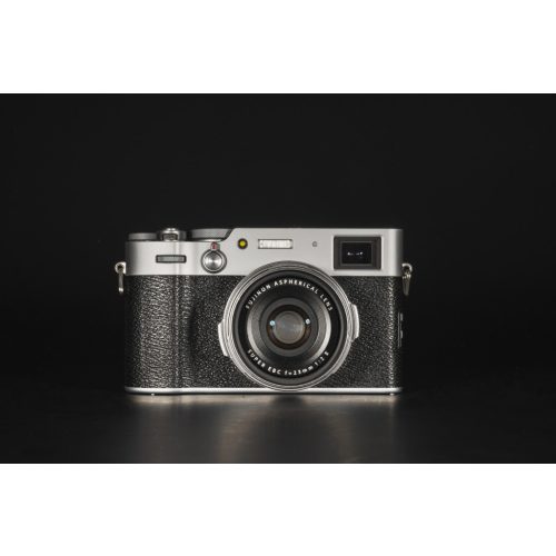 Fujifilm X100 V (Használt Termék)