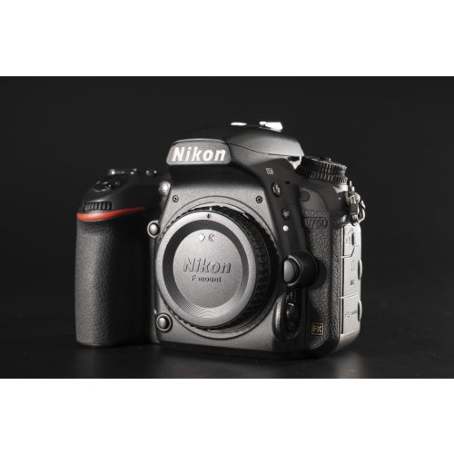 NIKON D750 (Használt Termék)