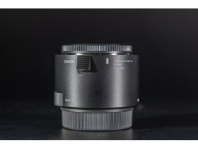SIGMA TELEKONVERTER TC‑2001 (F) (Használt Termék)