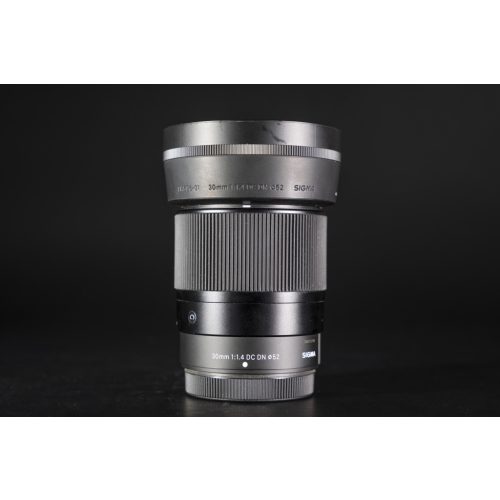 SIGMA 30MM F1.4 DC DN (X) (Használt Termék)