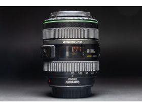Canon EF 70-300 mm f/4.5-5.6 DO IS USM (Használt termék)