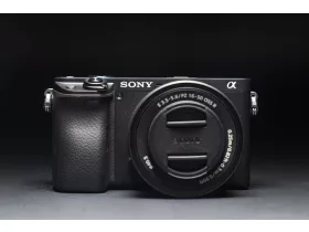 Sony Alpha A6400 PZ 16-50mm (Használt Termék)