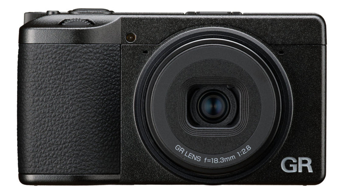 Ricoh GR IV streetfotós, utazó fényképezőgép