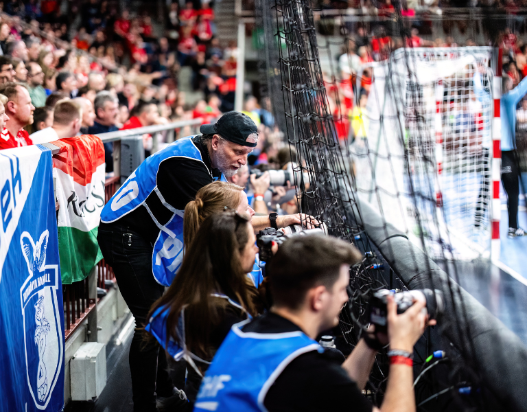 Canon - Sportfotózás a  Veszprém vs. Tatabánya kézilabda mérkőzésen - Fotoplus rendezvény